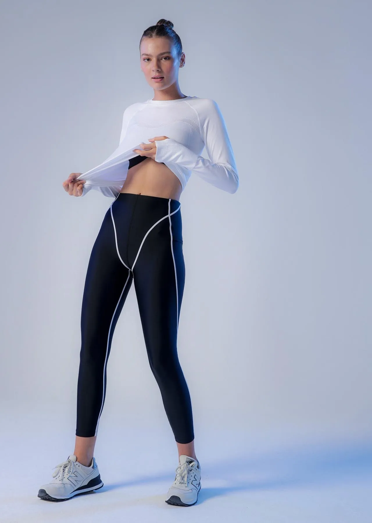 Accentuate Phone Pocket Ankle Biter Leggings | Black | Tights and Leggings | Lorna Jane Australia