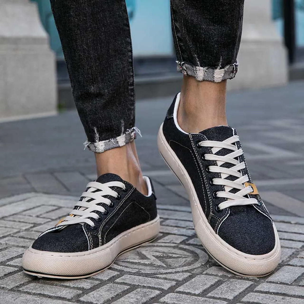 Black denim canvas casual shoe sneaker