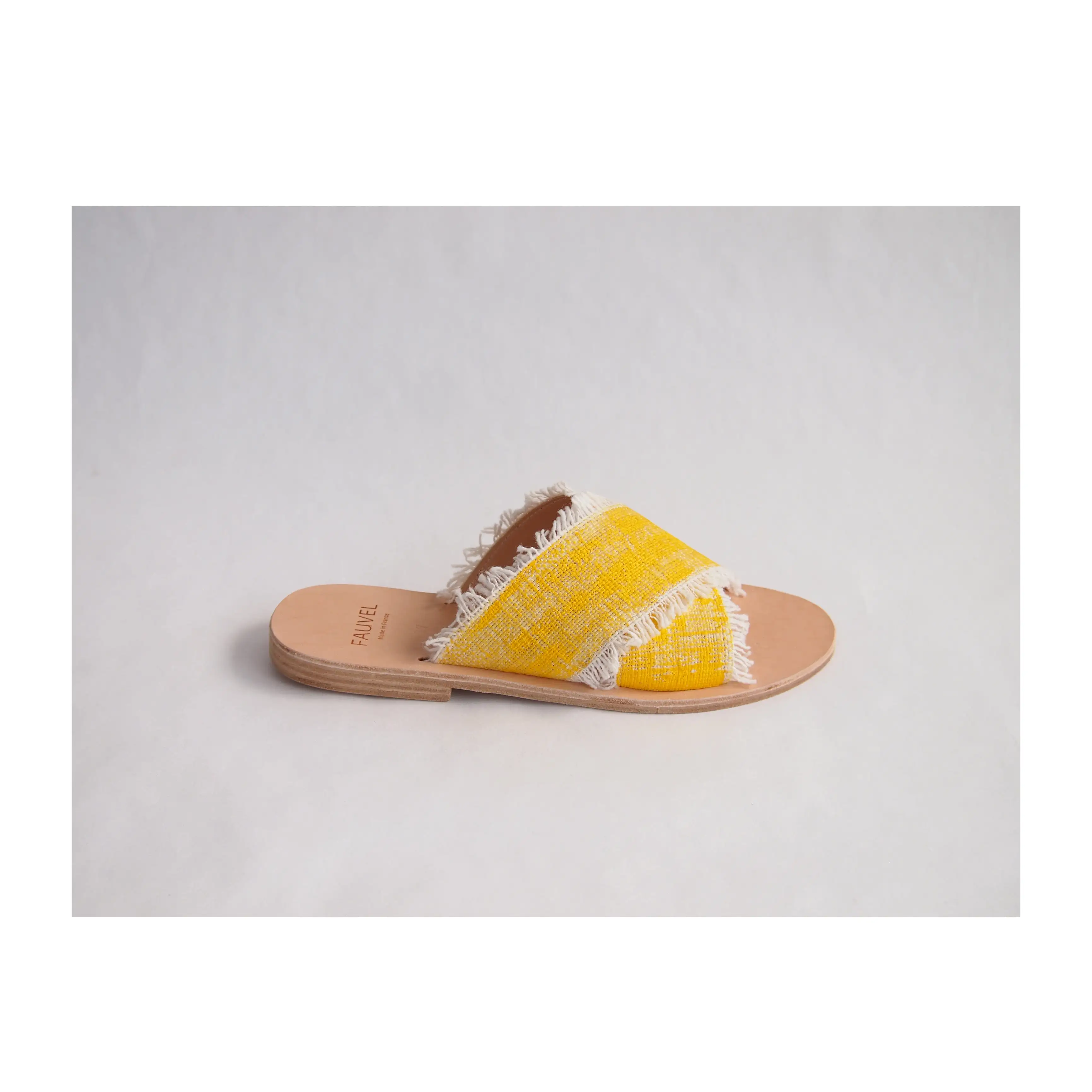 BRUSH YELLOW SANDAL