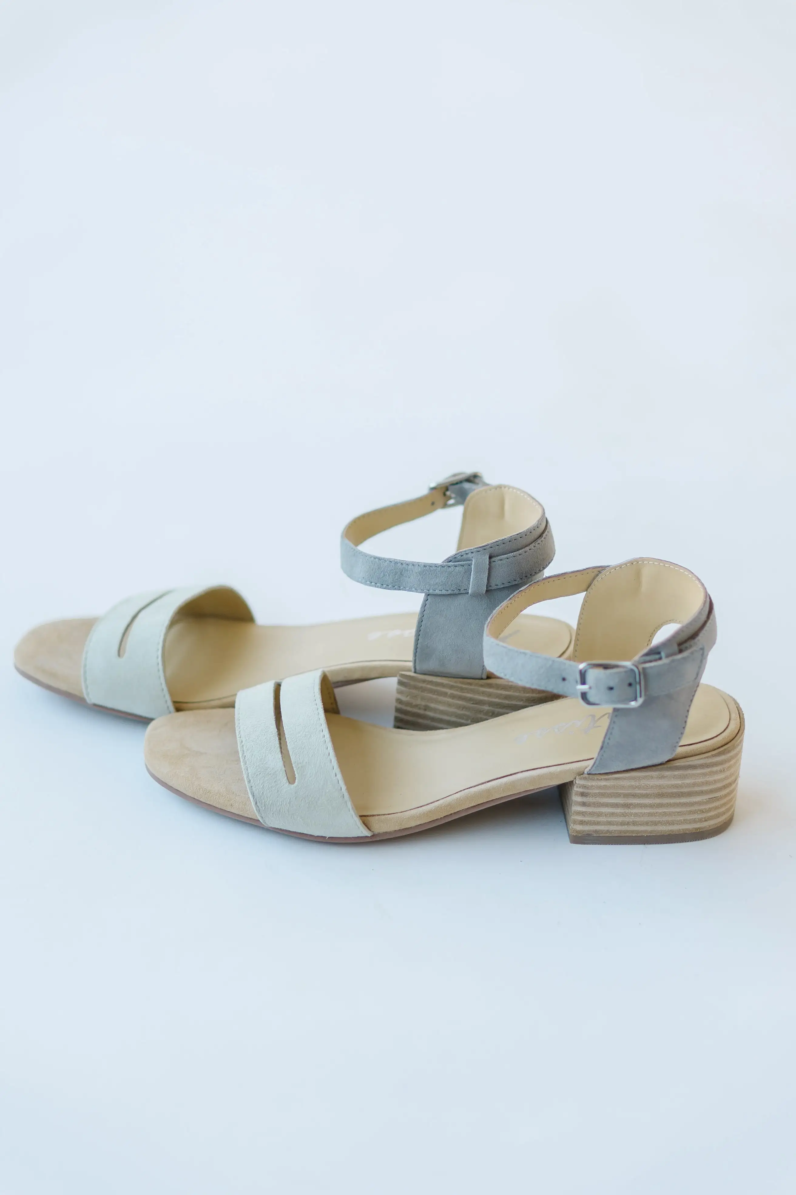 Matisse: Allie Heel in Smoke + Ivory