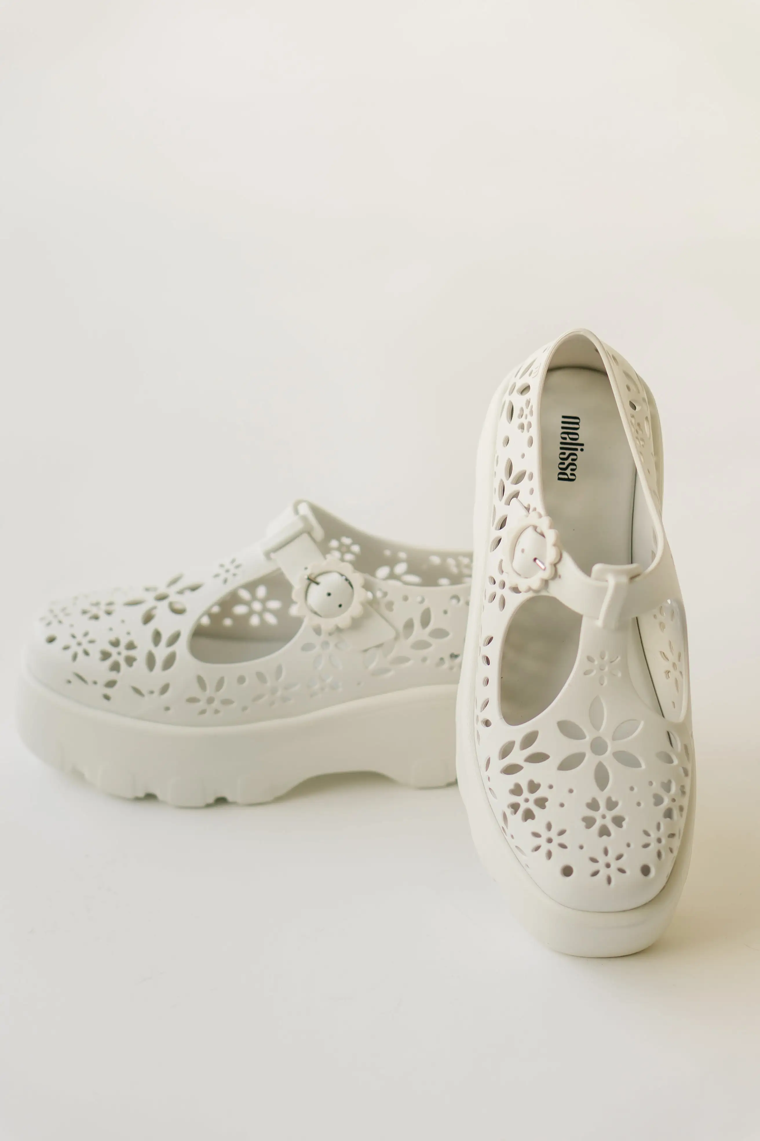 Melissa: Kick Off Lace Platform in White