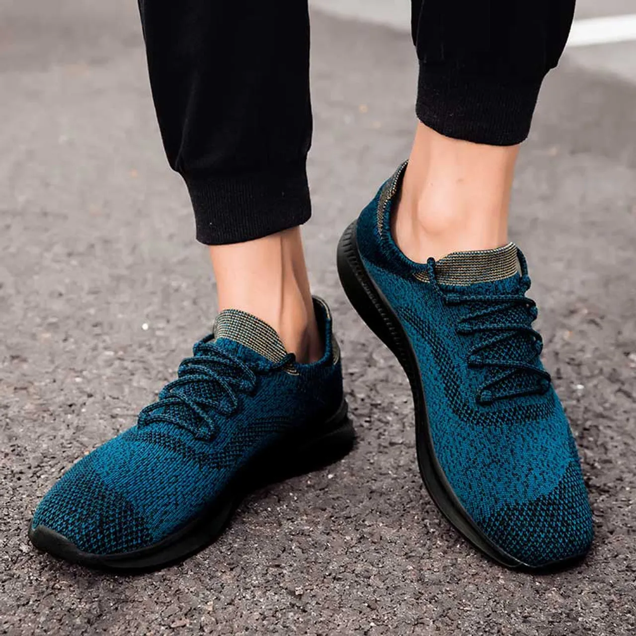 Peacock blue flyknit pattern texture sport shoe sneaker