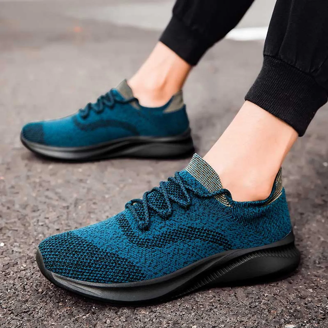 Peacock blue flyknit pattern texture sport shoe sneaker