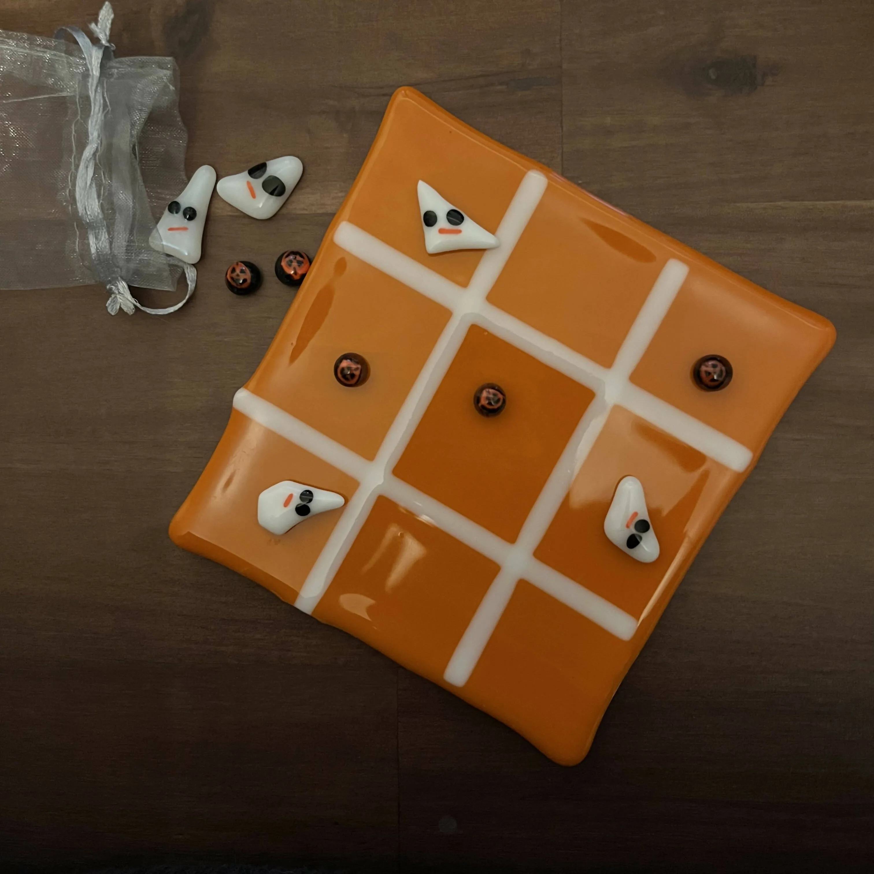 Shmak Creations - Glass Halloween Tic Tac Toe Game