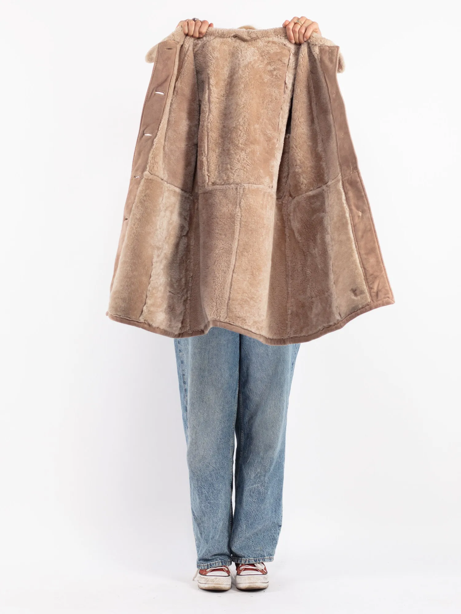 Vintage 70's Women Sheepskin Coat in Beige