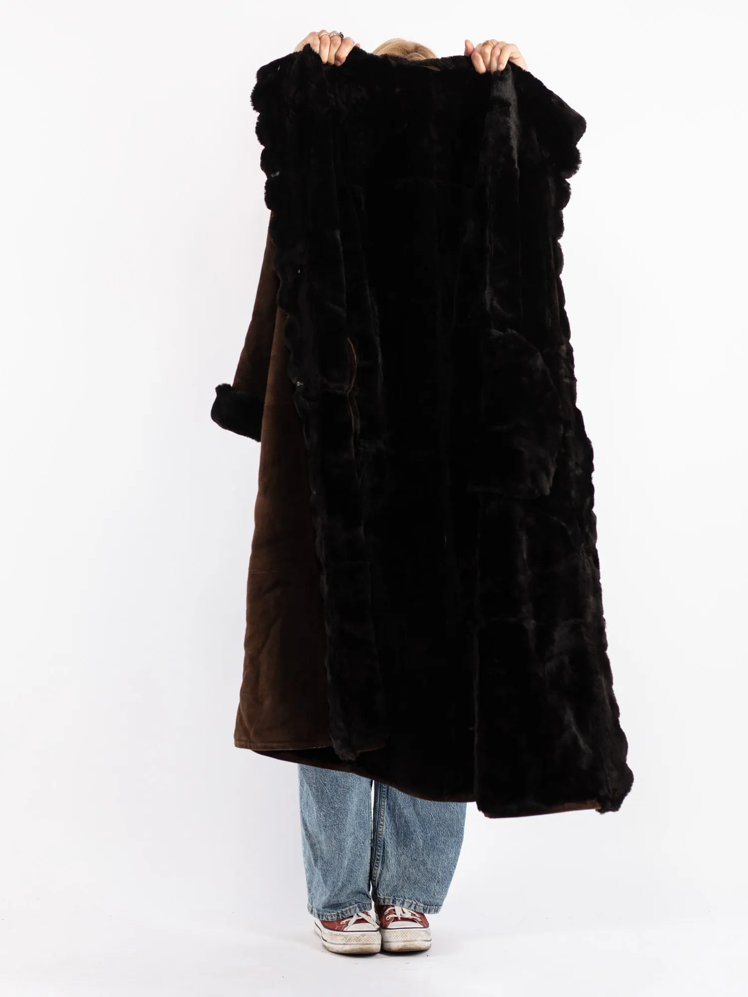 Vintage 80's Women Hooded Sheepskin Long Coat in Brown