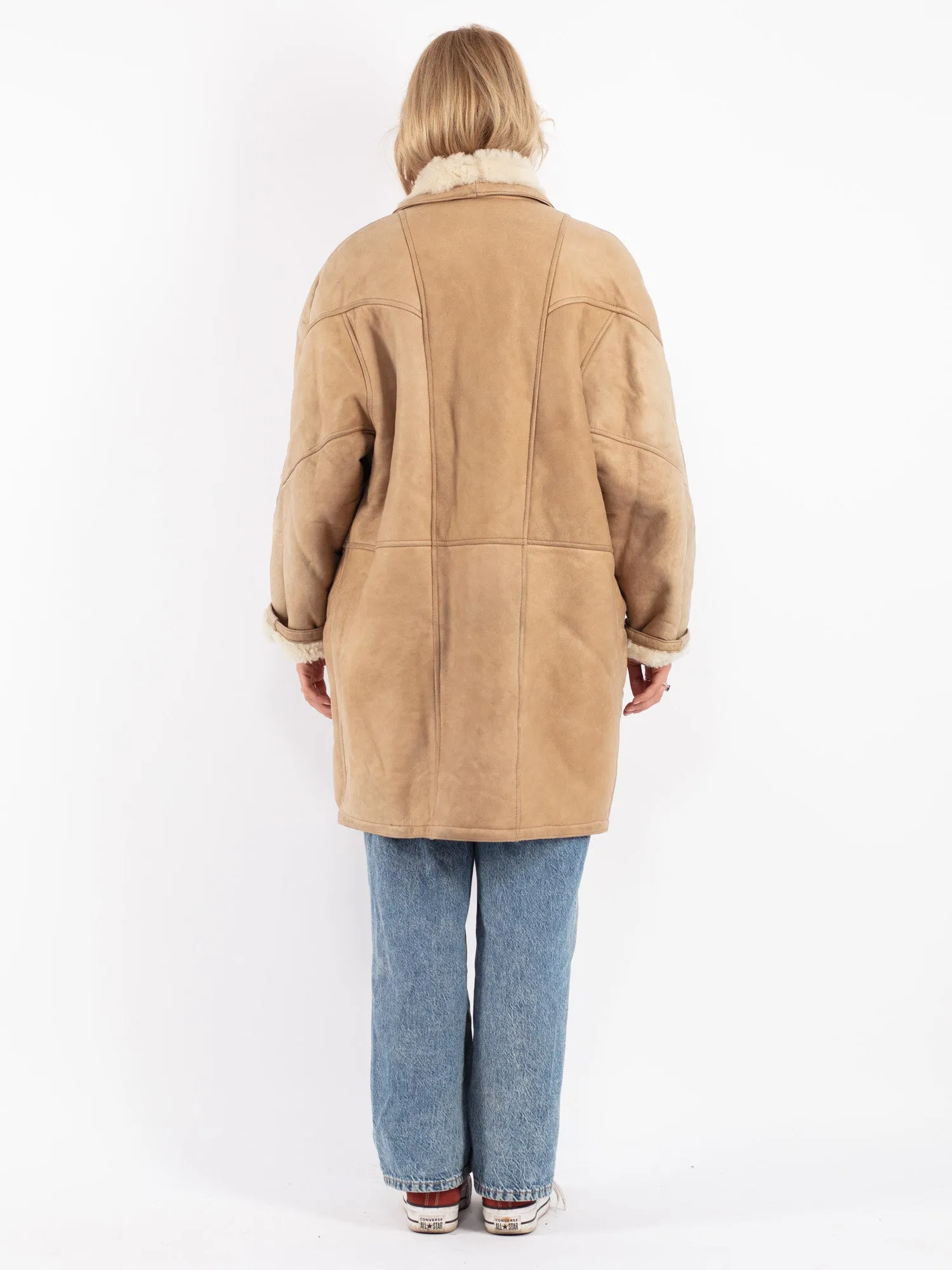 Vintage 80's Women Oversized Sheepskin Coat in Beige