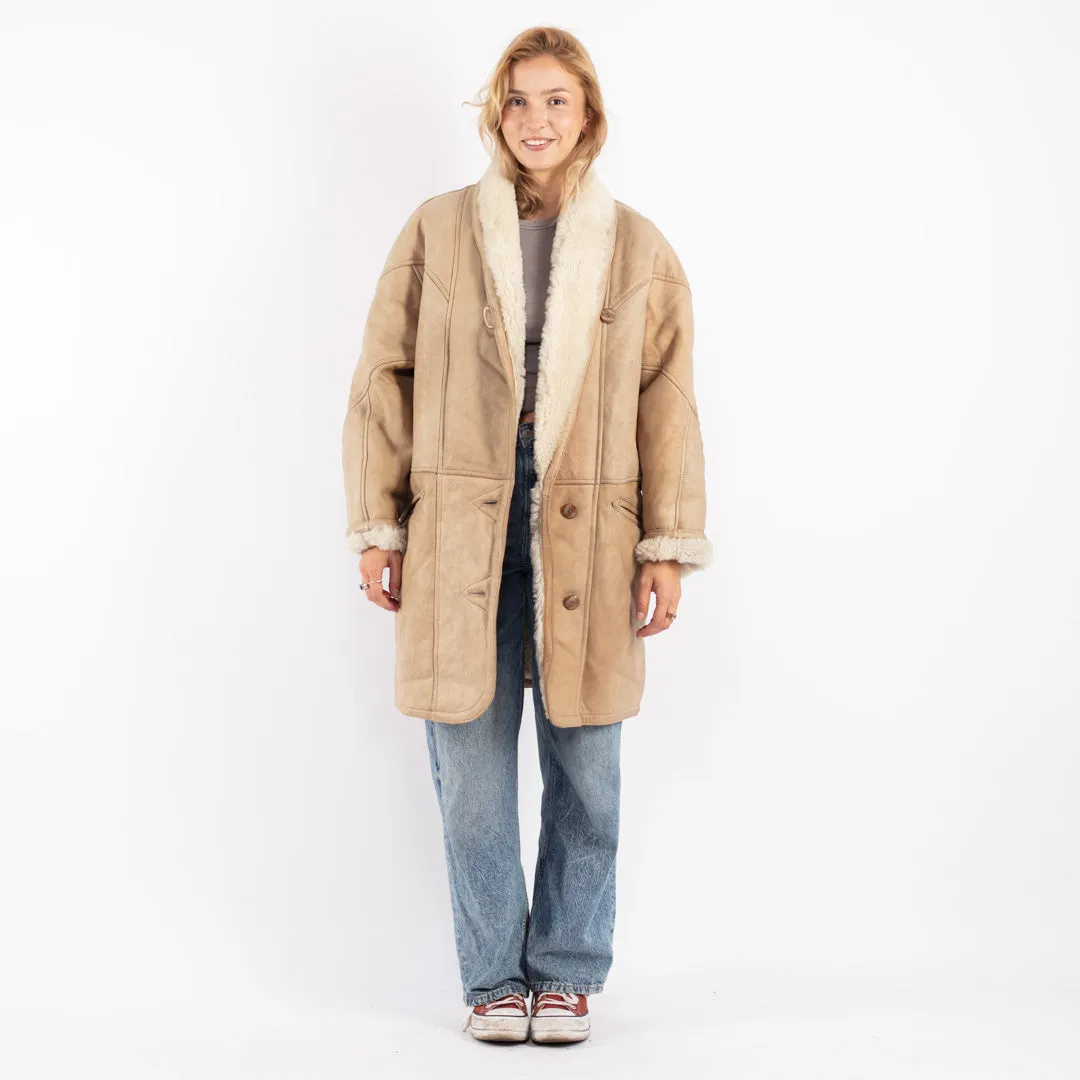 Vintage 80's Women Oversized Sheepskin Coat in Beige