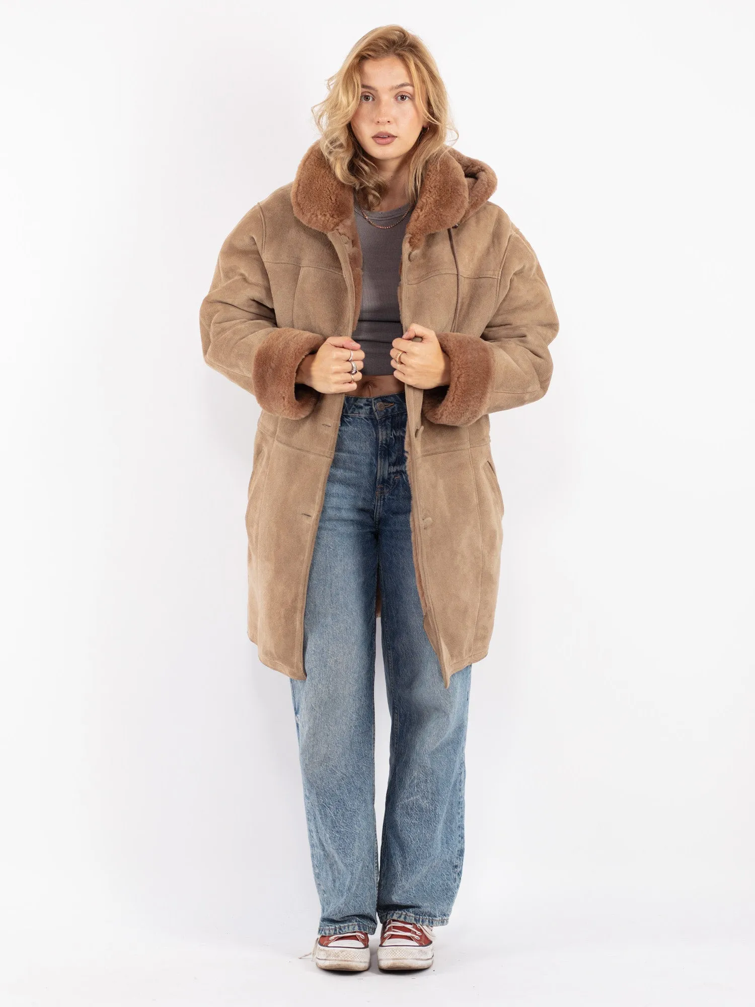 Vintage 90's Women Hooded Sheepskin Coat in Beige