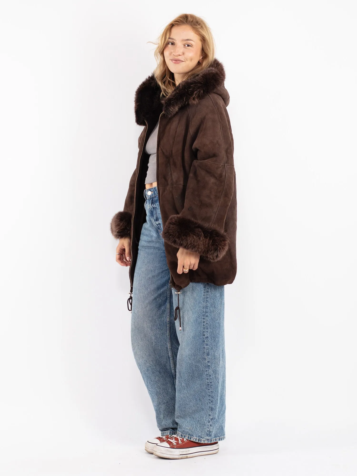 Vintage 90's Women Hooded Sheepskin Coat in Brown