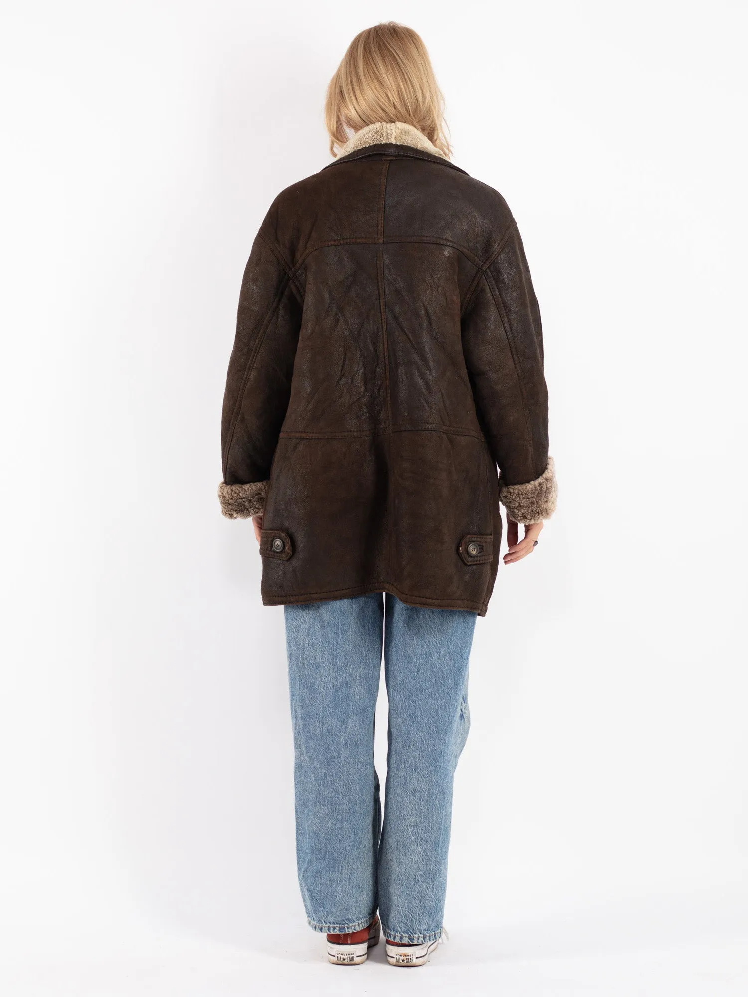 Vintage 90's Women Oversized Sheepskin Coat in Brown