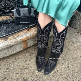 Women's Western Boots Embroidery Design Cowboy Cowgirls Boots Flock Fashion Pointed Toe Slip On Autumn Street Style Shoes Brand